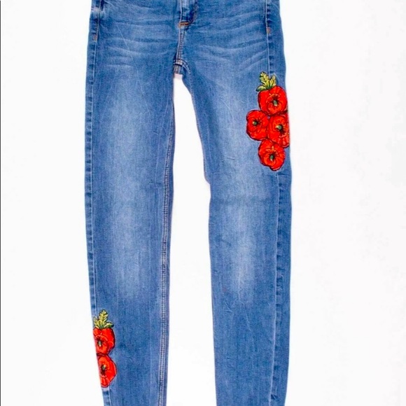 Zara Denim - Zara Trafaluc | Floral Embroidered Skinny Jeans | Cigarette Style Retro Pants